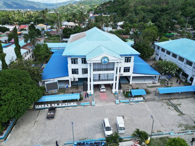 Main building of Universidade da Paz